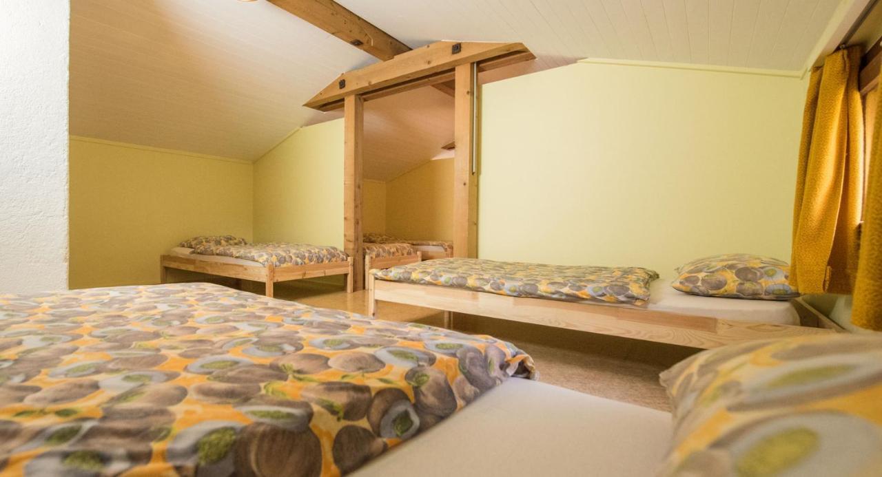 Schutzenbach Backpackers For Adults 18-35 Hostel Lauterbrunnen Exterior foto