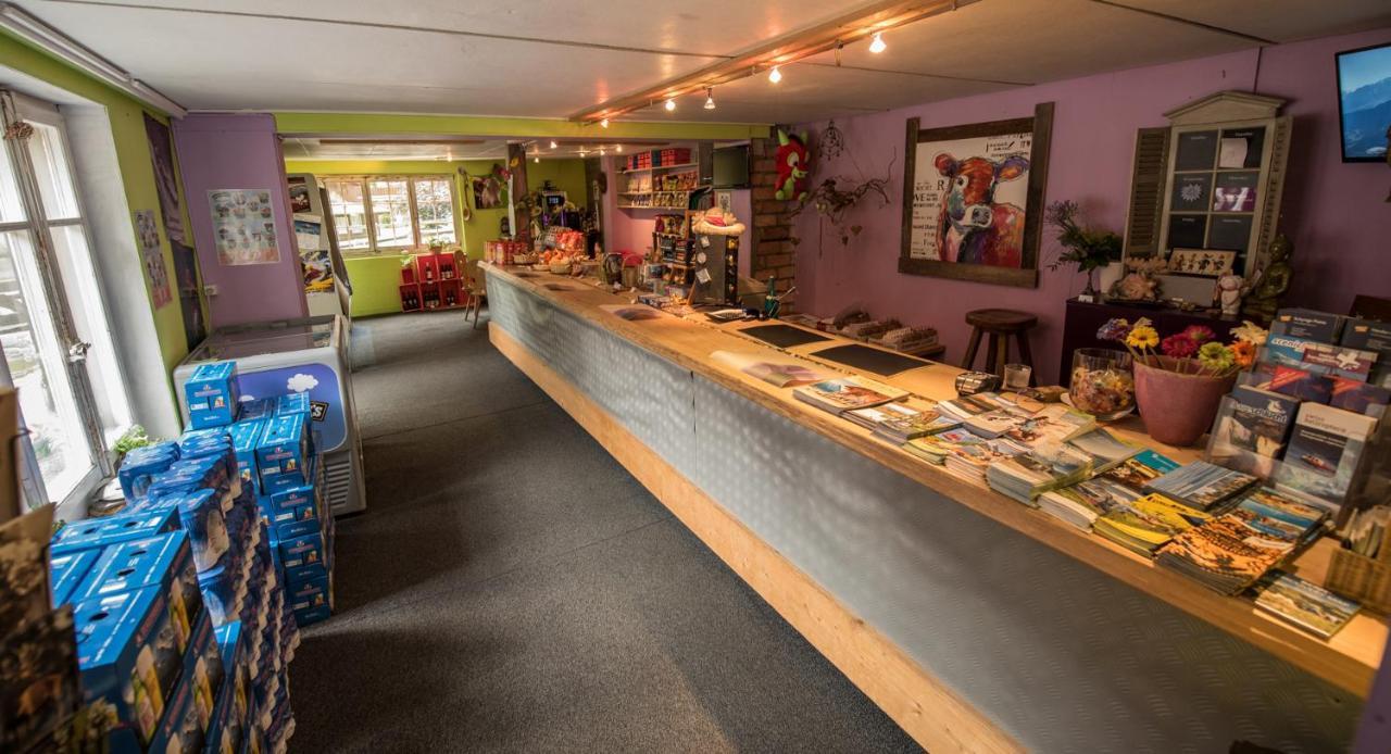 Schutzenbach Backpackers For Adults 18-35 Hostel Lauterbrunnen Exterior foto