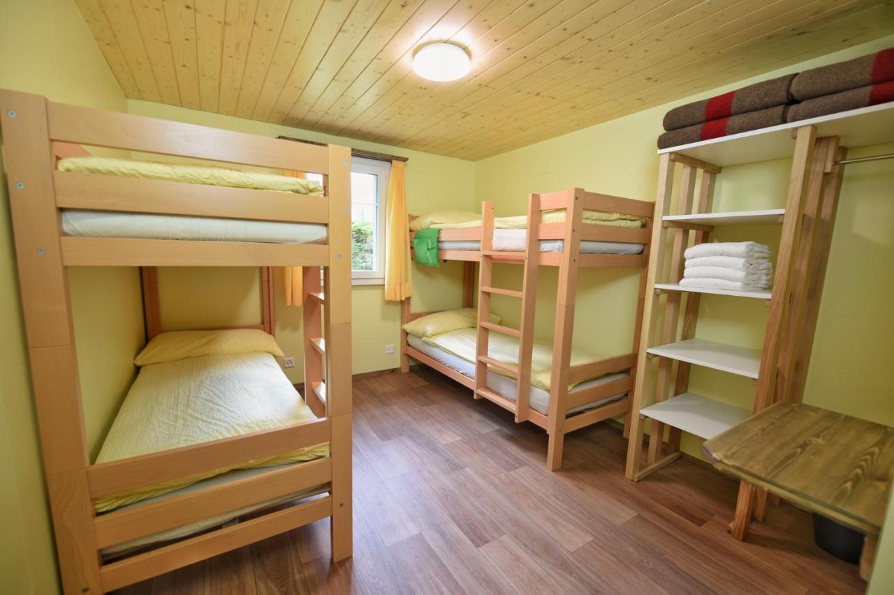 Schutzenbach Backpackers For Adults 18-35 Hostel Lauterbrunnen Exterior foto